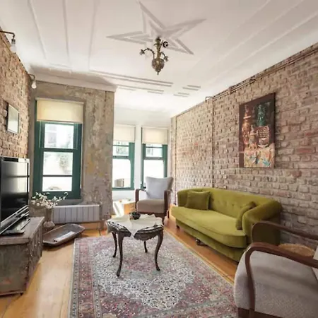 Gorgeous Rustic Balat 4bed2bath Home! #363 بيت للعطل